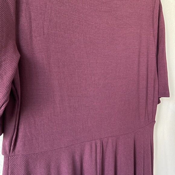 BURGUNDY PURPLE RIB HANDKERCHIEF SKATER DRESS - Picture 9 of 9